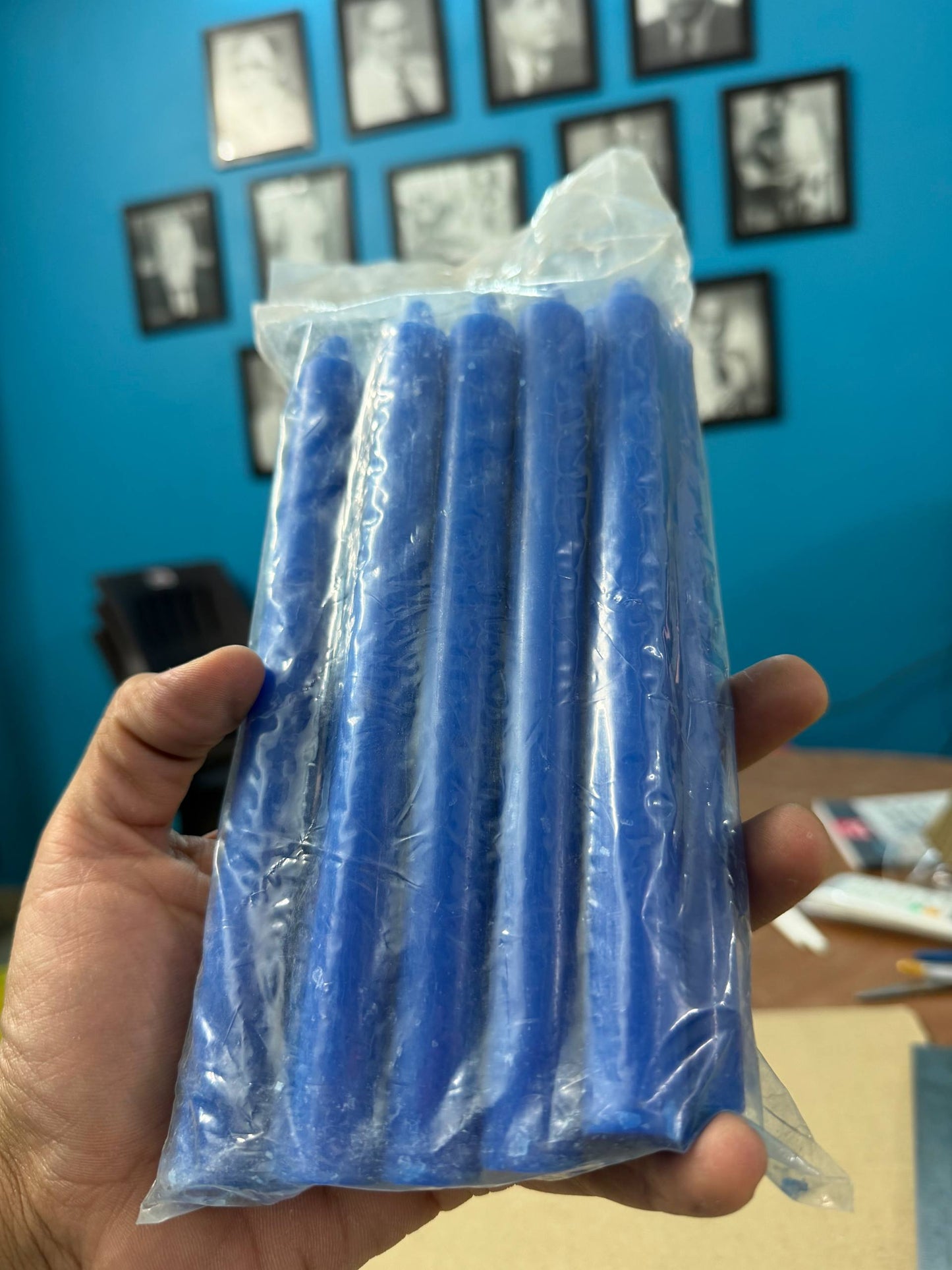 Set of 10 blue candle