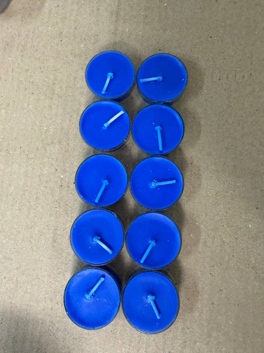 Set of 10 blue tea candle